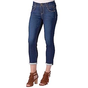 Democracy Terry Backed Cuffed Crop Jean